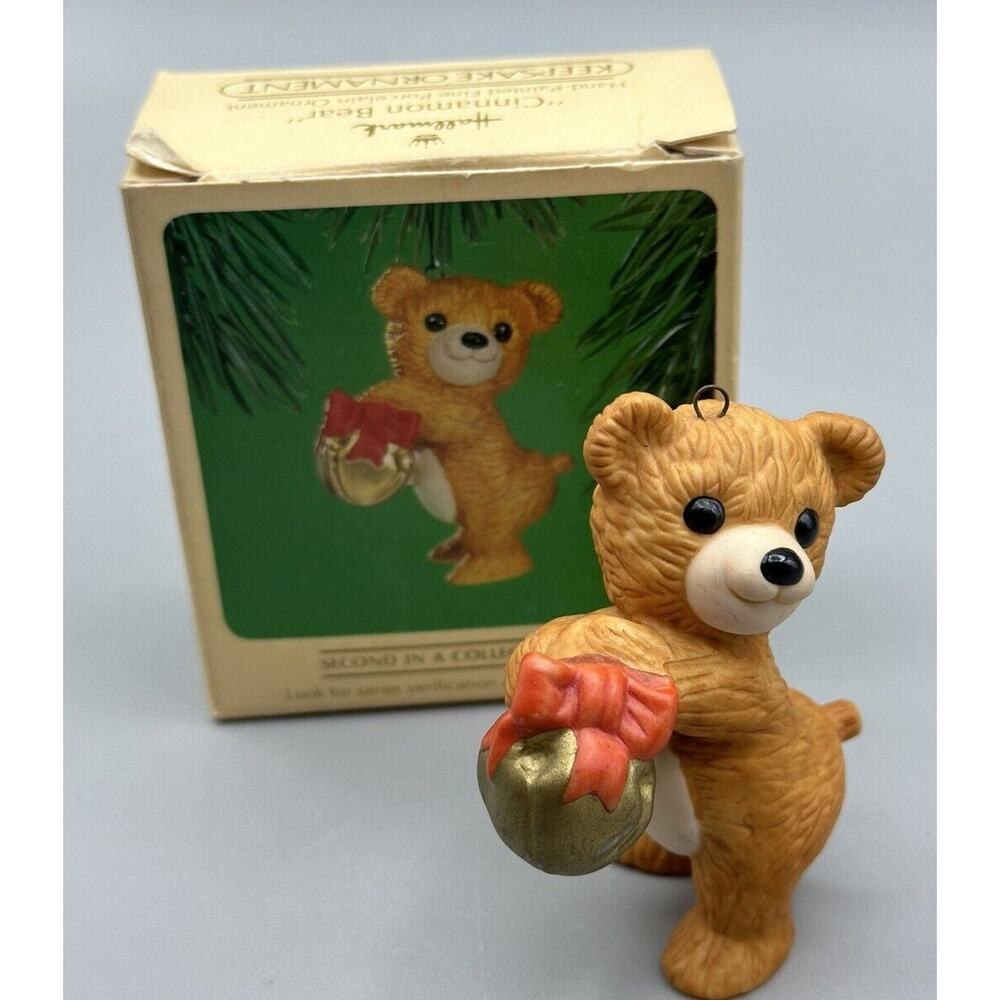 Ornament Hallmark Cinnamon Bear #2 Porcelain Christmas Bell QX4541 1984